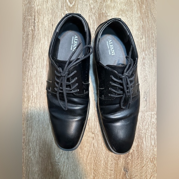 Alfani Men's Andrew Plain Toe Derbys Men's Shoes
- BLACK - SIZE 9 - Picture 5 of 9